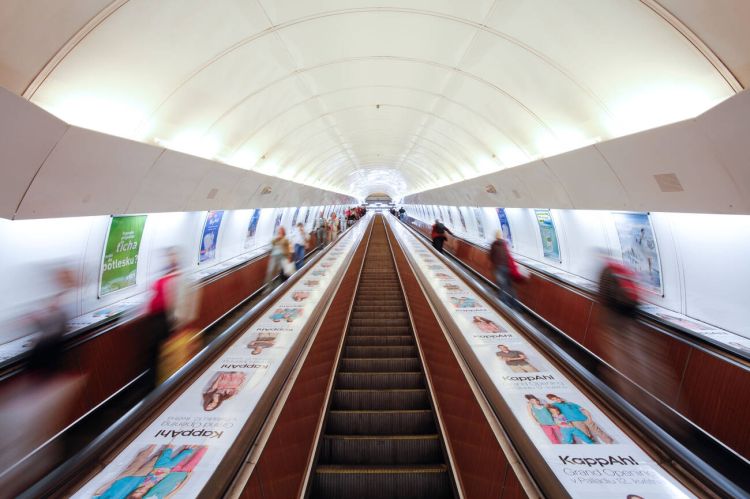 9 yeni metro tikiləcək - Bakıda