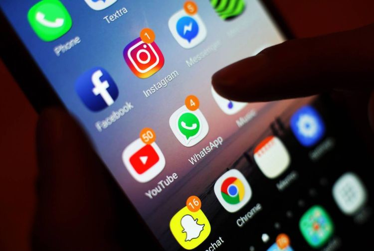 "WhatsApp" istifadəçilərinin nəzərinə : Pulunuz oğurlana bilər