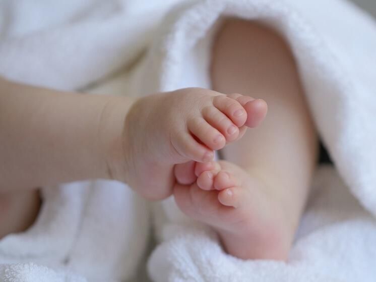 Doğuş zamanı FACİƏ Evdə doğulan körpə öldü