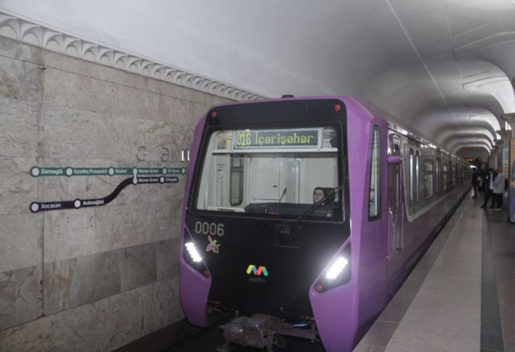 Bakı metropolitenində rəhbər şəxslər işdən çıxır  - Yanvardan artımlar verilmir