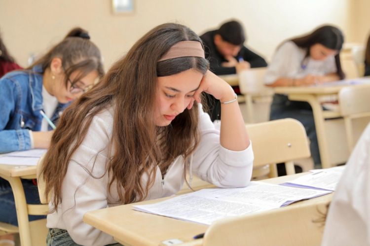 9-cu siniflərin buraxılış imtahanının keçirilmə qrafiki açıqlandı