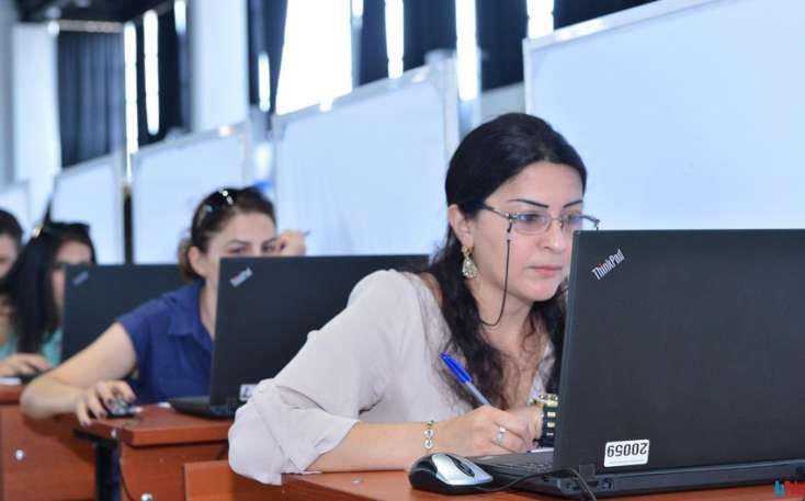 2198 müəllim bu sadə suala cavab verə bİlmədi 