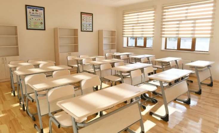 Bu məktəblər distant tədrisə keçir